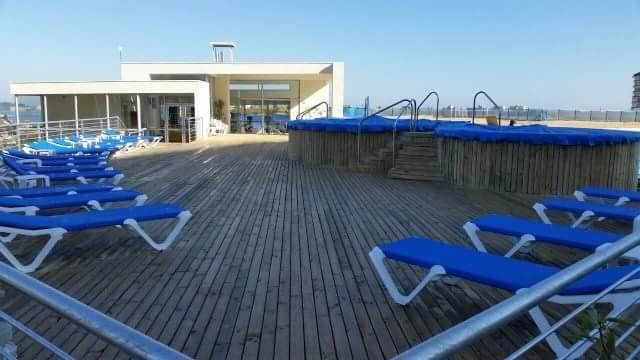 Laguna Bahía, * Algarrobo
